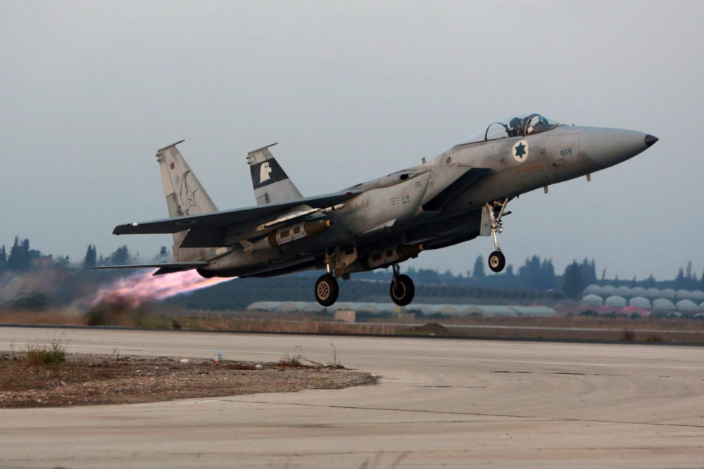 Damaszkusz melletti célpontokra mért csapást Izrael