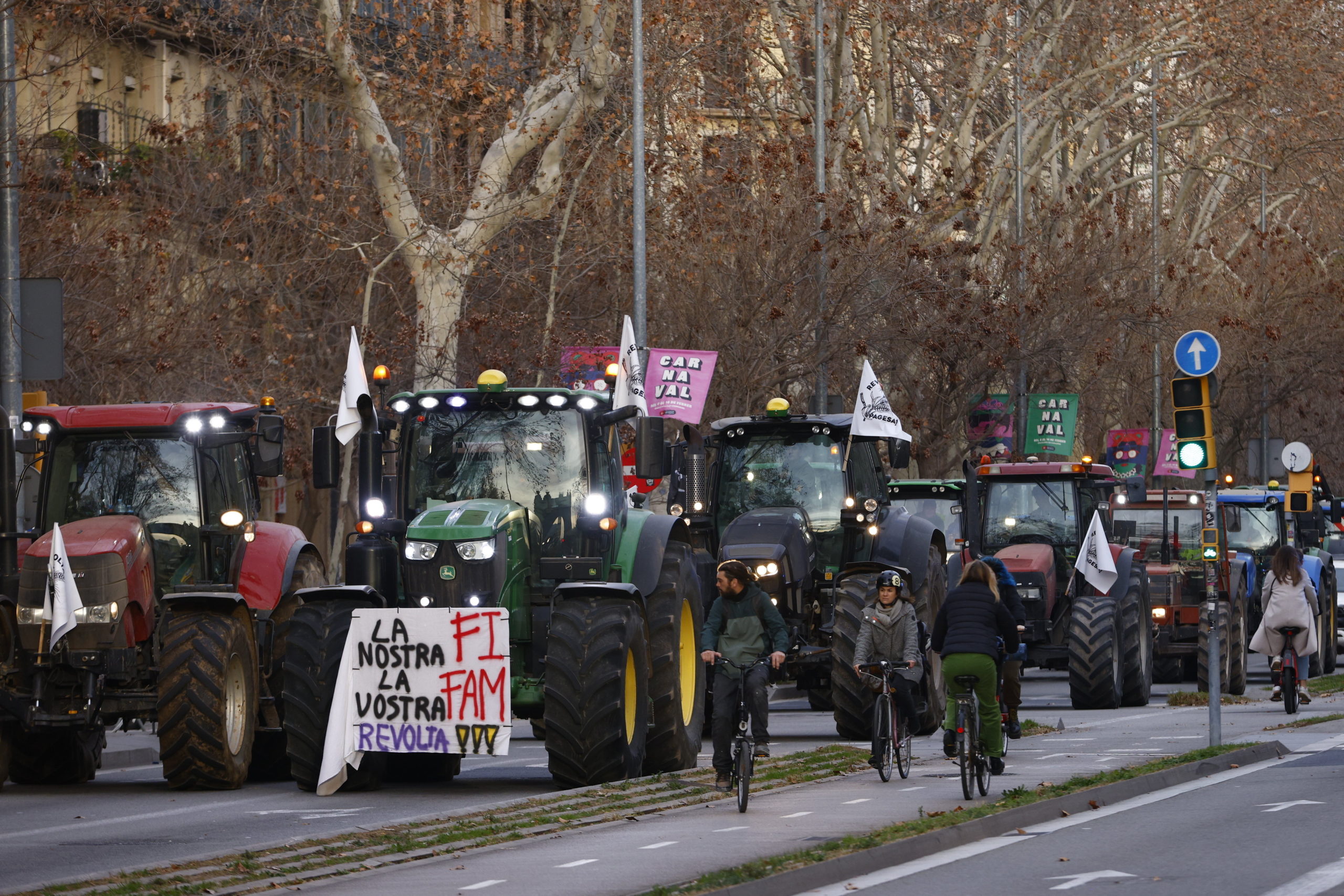 Európa-szerte folytatódtak a gazdatüntetések