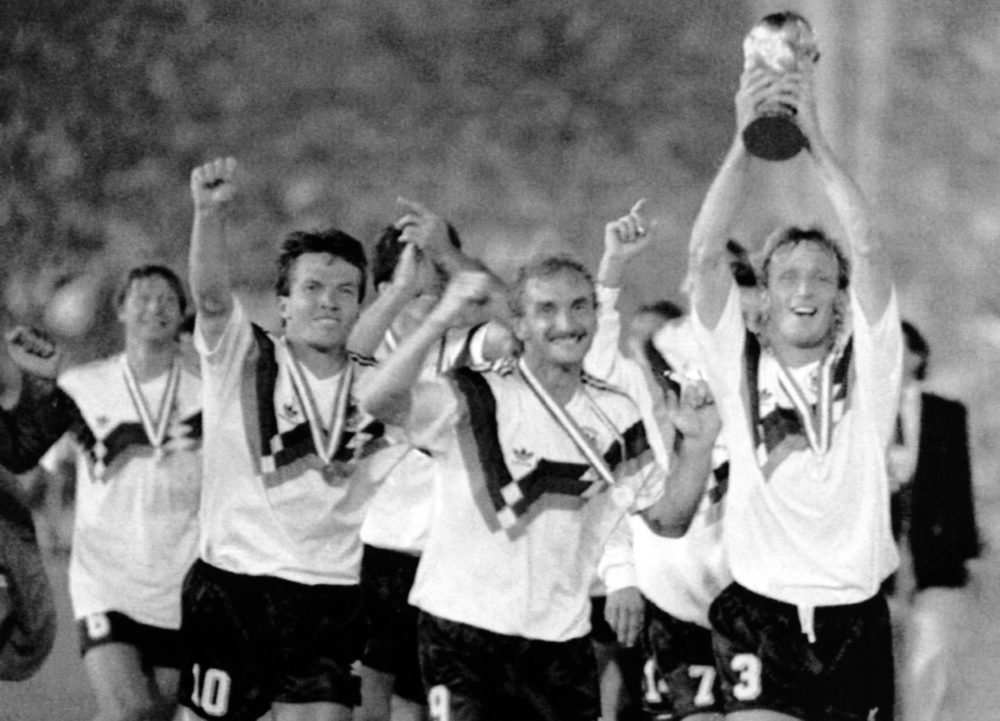 Meghalt Andreas Brehme