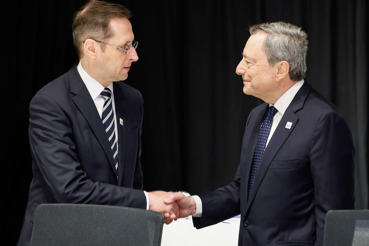 Varga Mihály: Brüsszelben változásra van szükség