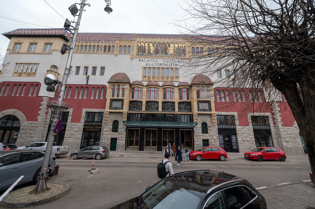Átadták a felújított marosvásárhelyi Kultúrpalotát