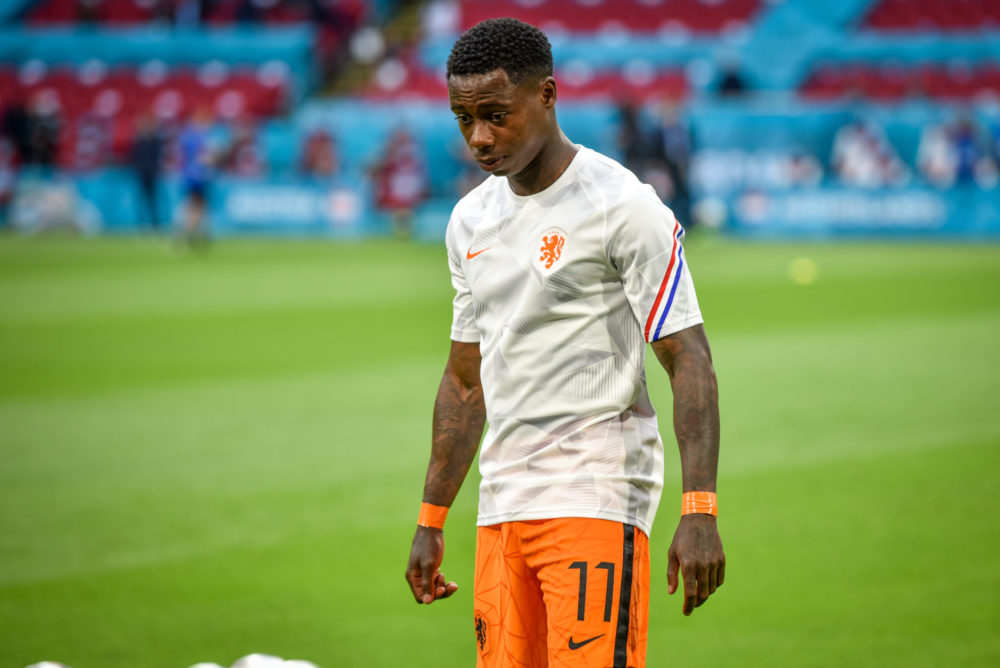 Kokaincsempészet miatt letöltendő börtönre ítéltek egy holland válogatott futballistát