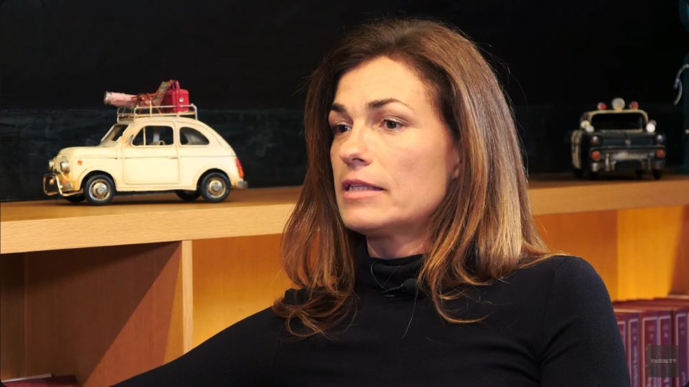 Varga Judit sírva mondta el, hogy Magyar Péter a kormány megbuktatásával zsarolta