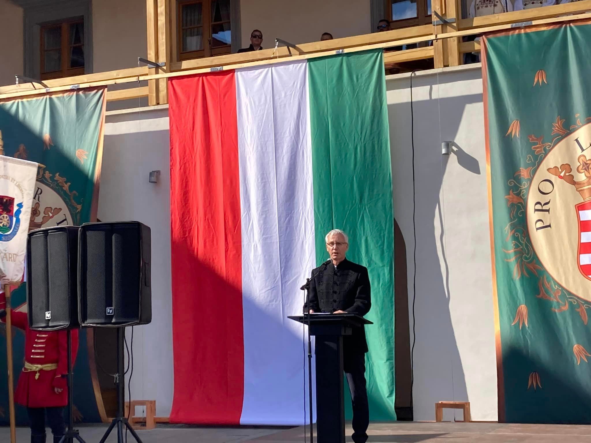 Keresni kell a szövetségkötés lehetőségeit