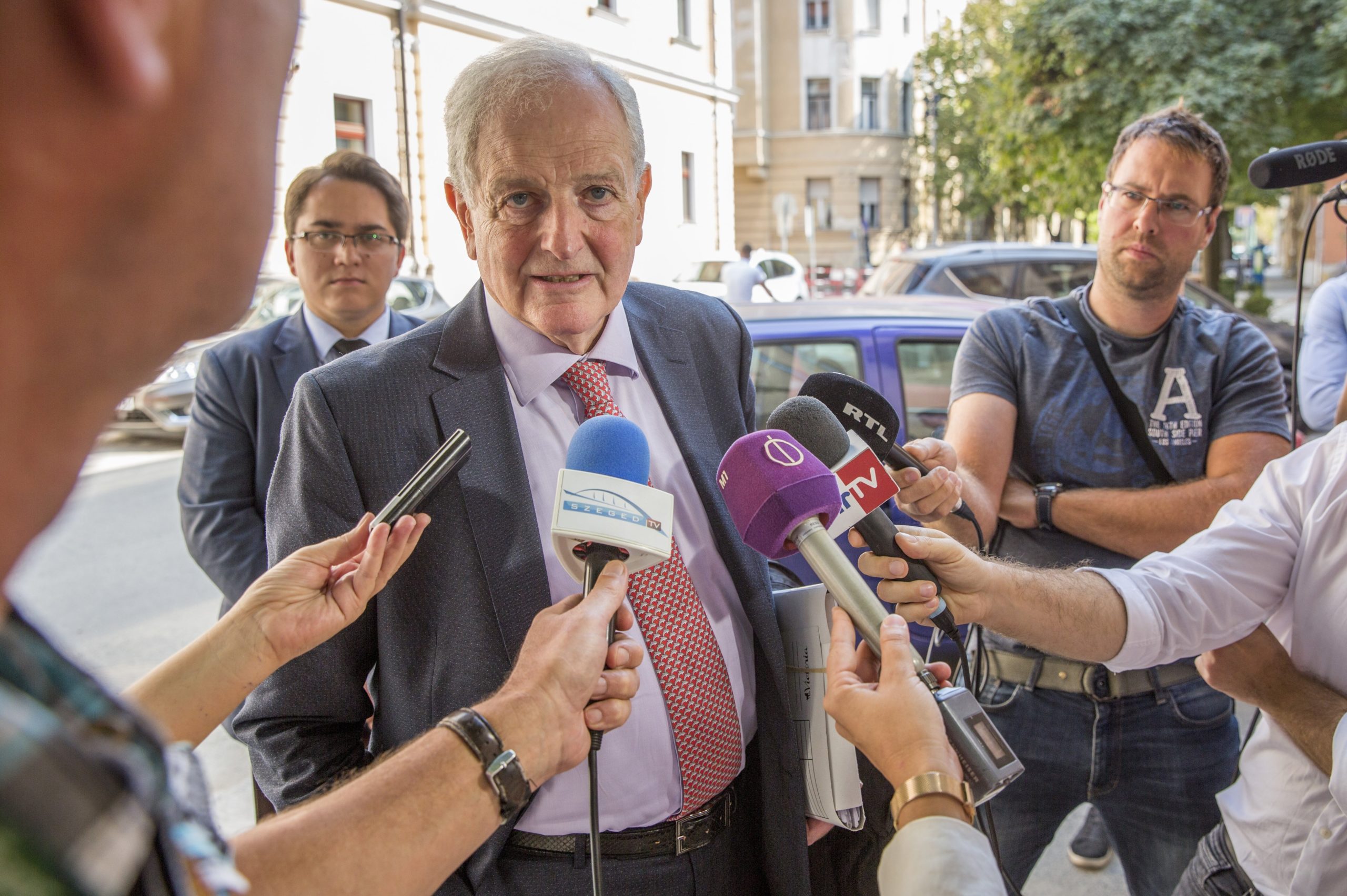 Plágiumügy, brókerügy, Portik-ügy: íme Magyar Péter „sztárügyvédje”