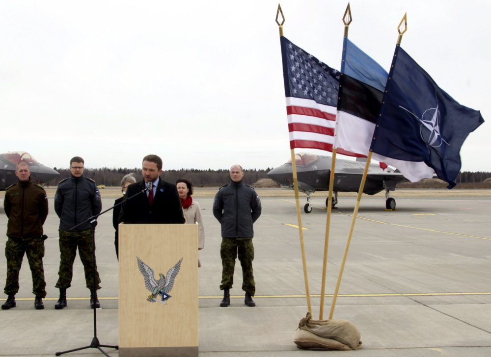 Orosz diplomatát utasított ki Észtország