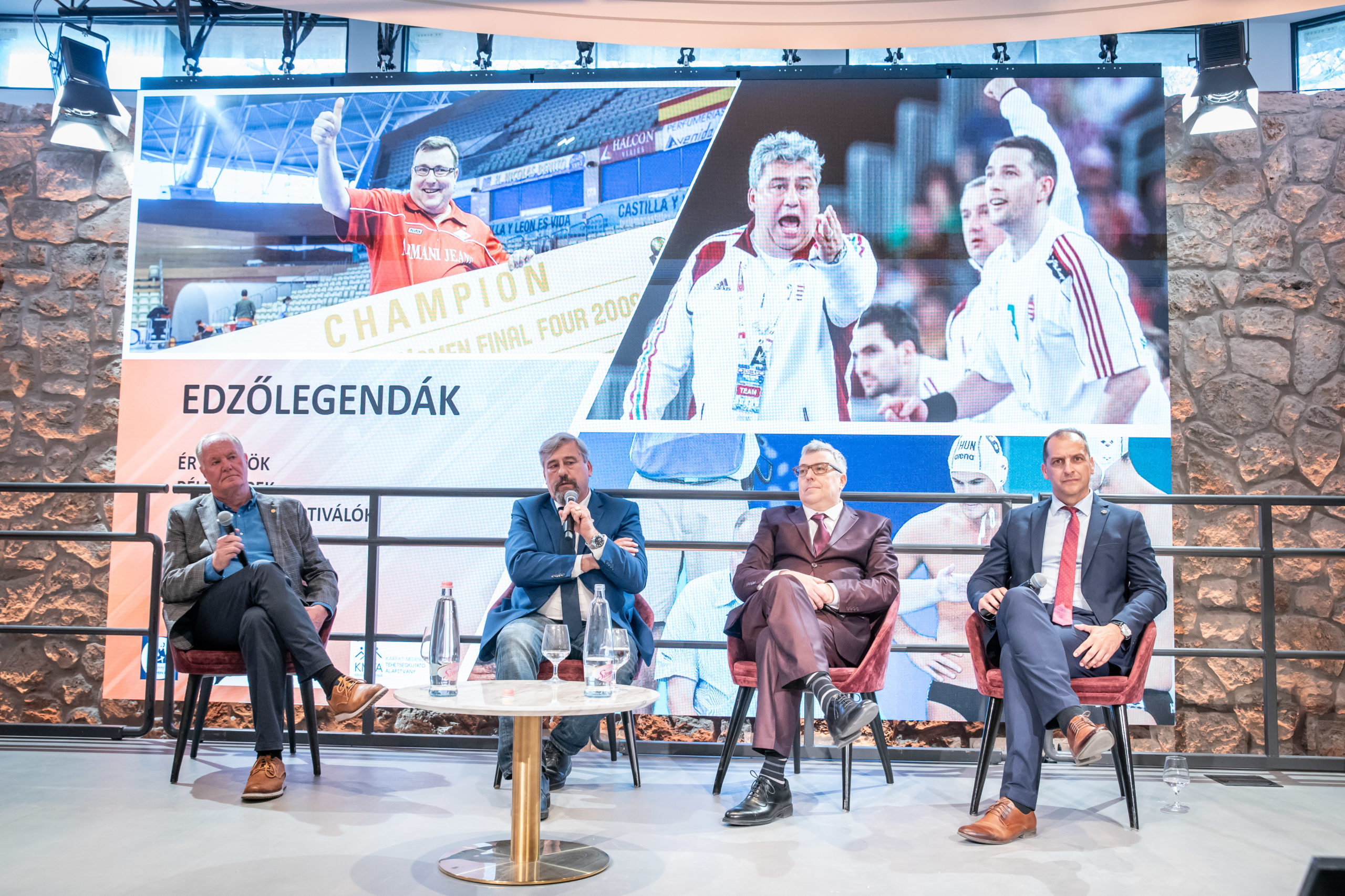 Sport, tudomány, politika