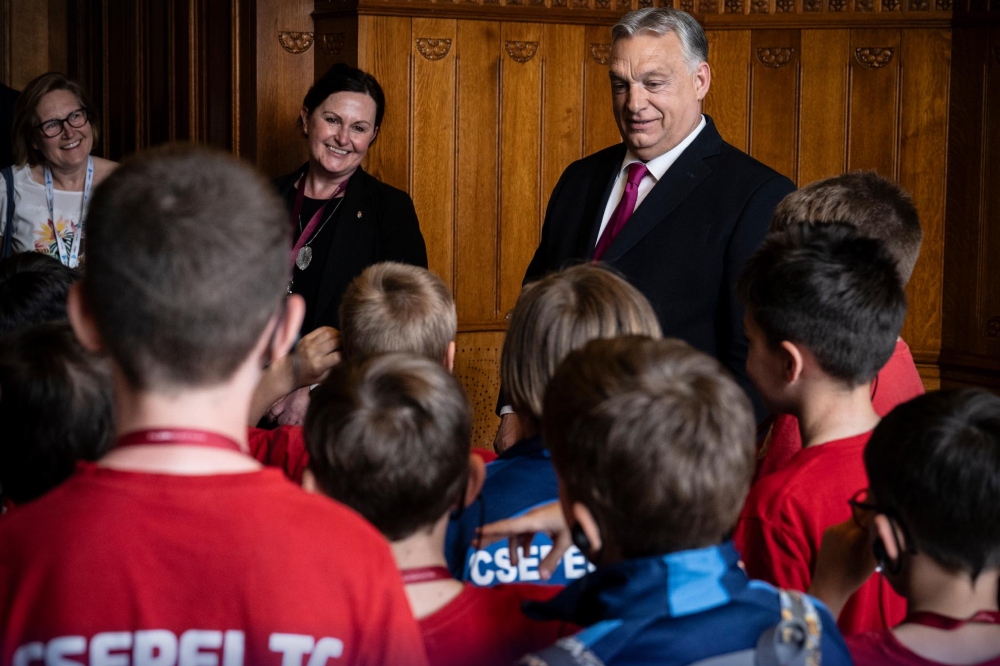 Orbán Viktortól kaptak taktikai tanácsokat a Csepel TC ifjú labdarúgói