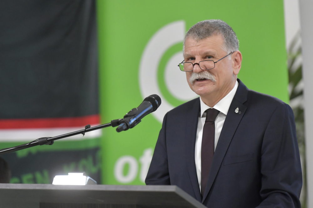 Kövér László szerint a nagy technológiai cégeket kellene korlátozni