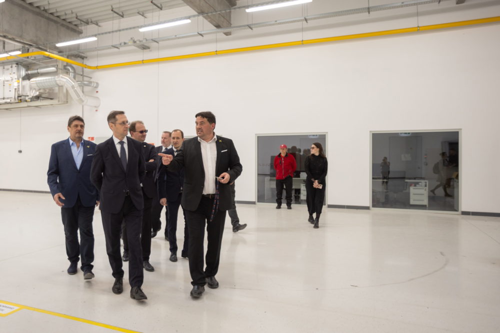 Letették a Magnus Aircraft Zrt. új gyártócsarnokának alapkövét