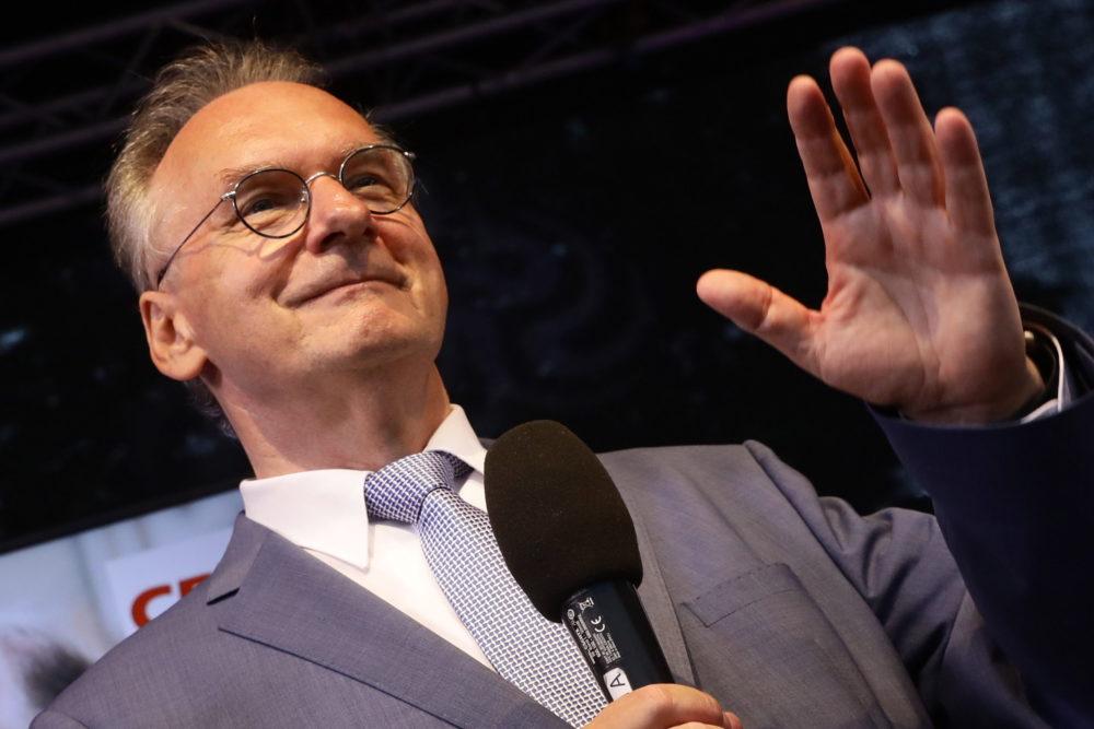 Orbán Viktor miatt kérték számon a német miniszterelnököt