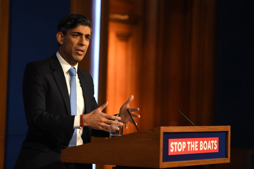 Óriási bajban van a brit kormányzó Konzervatív Párt