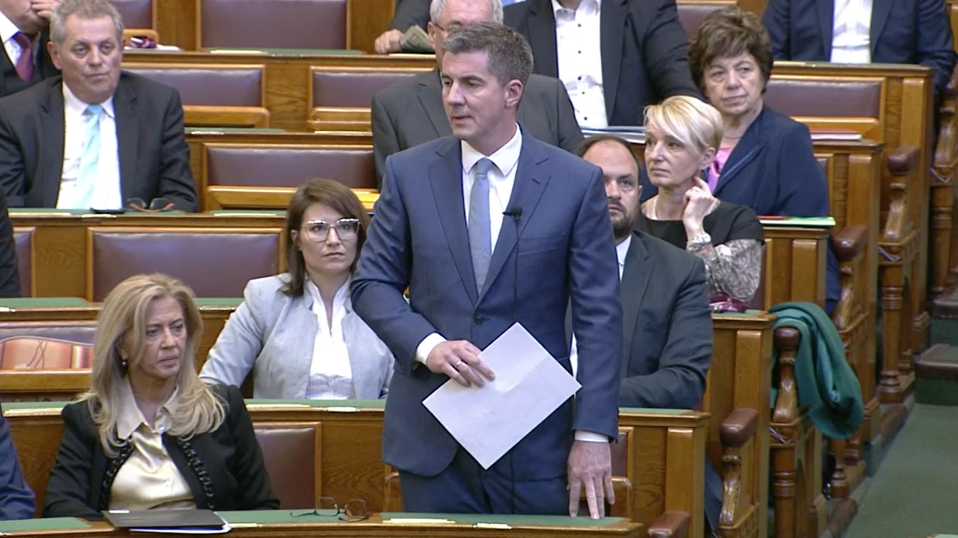 Kocsis Máté a baloldalnak: Ez egészen penetráns volt