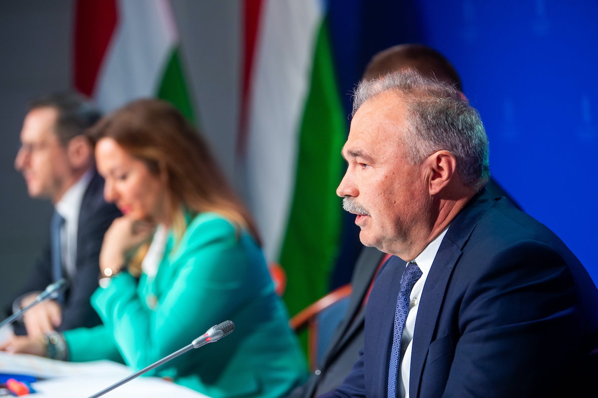 Nagy István: Ötpontos agrárintézkedési csomagról döntött a kormány