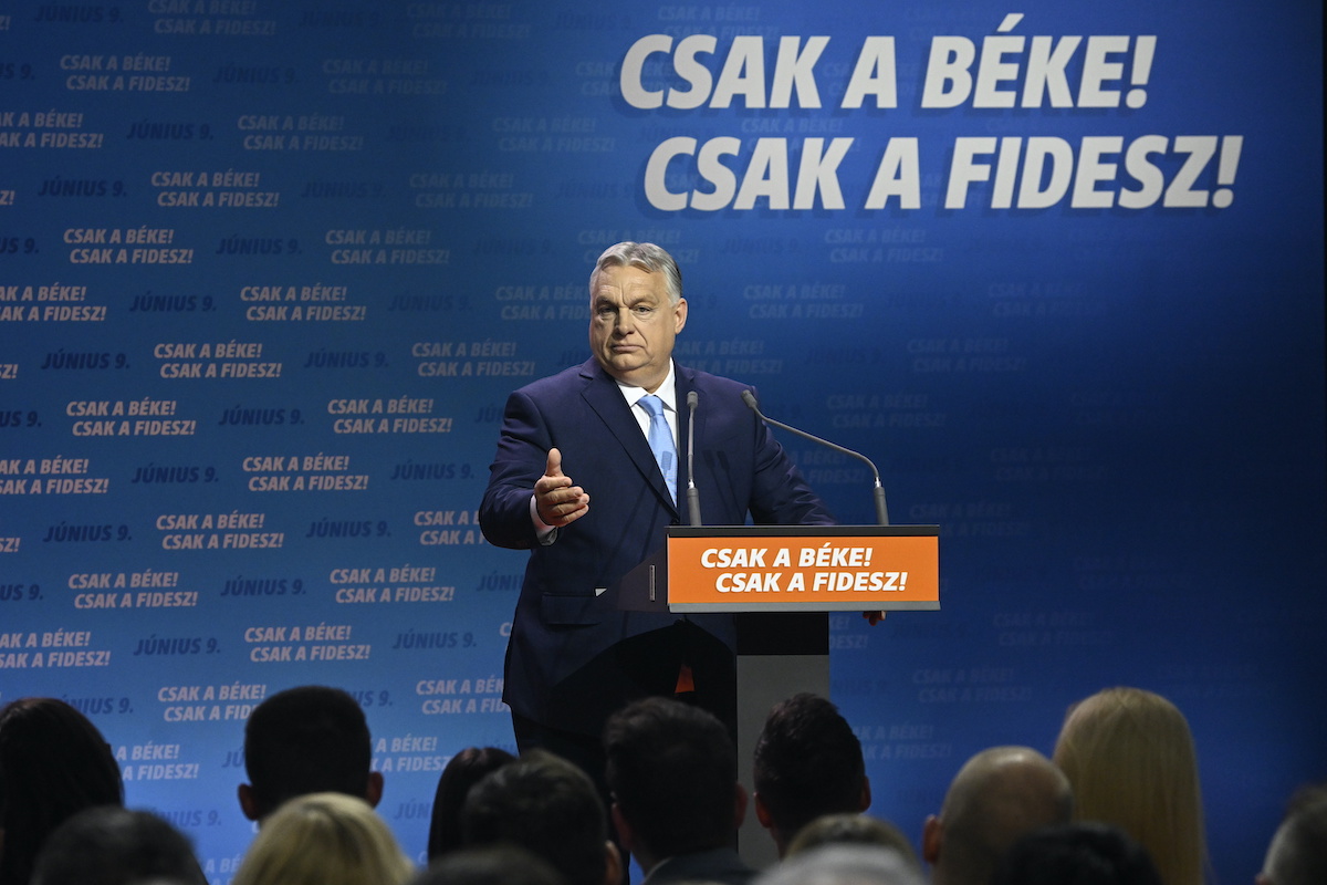 Orbán Viktor: Amíg nemzeti kormány van, Magyarország nem lép háborúba
