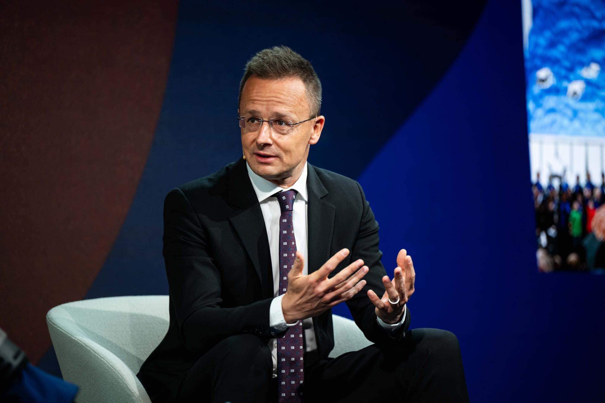 A magyar külpolitika megtalálta a helyes válaszokat