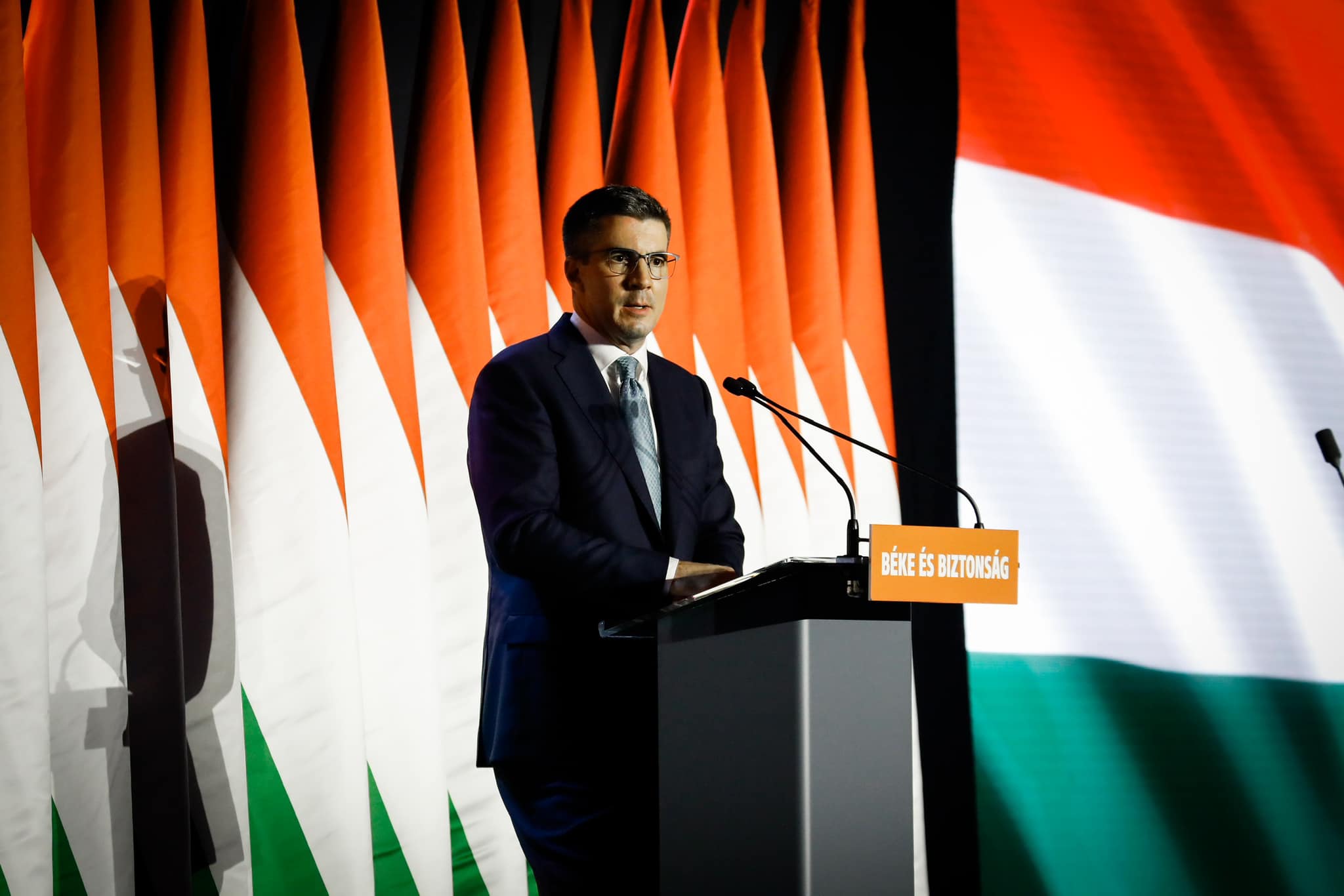 Sem a jólét, sem a béke nem garantált a mostani brüsszeli vezetés mellett