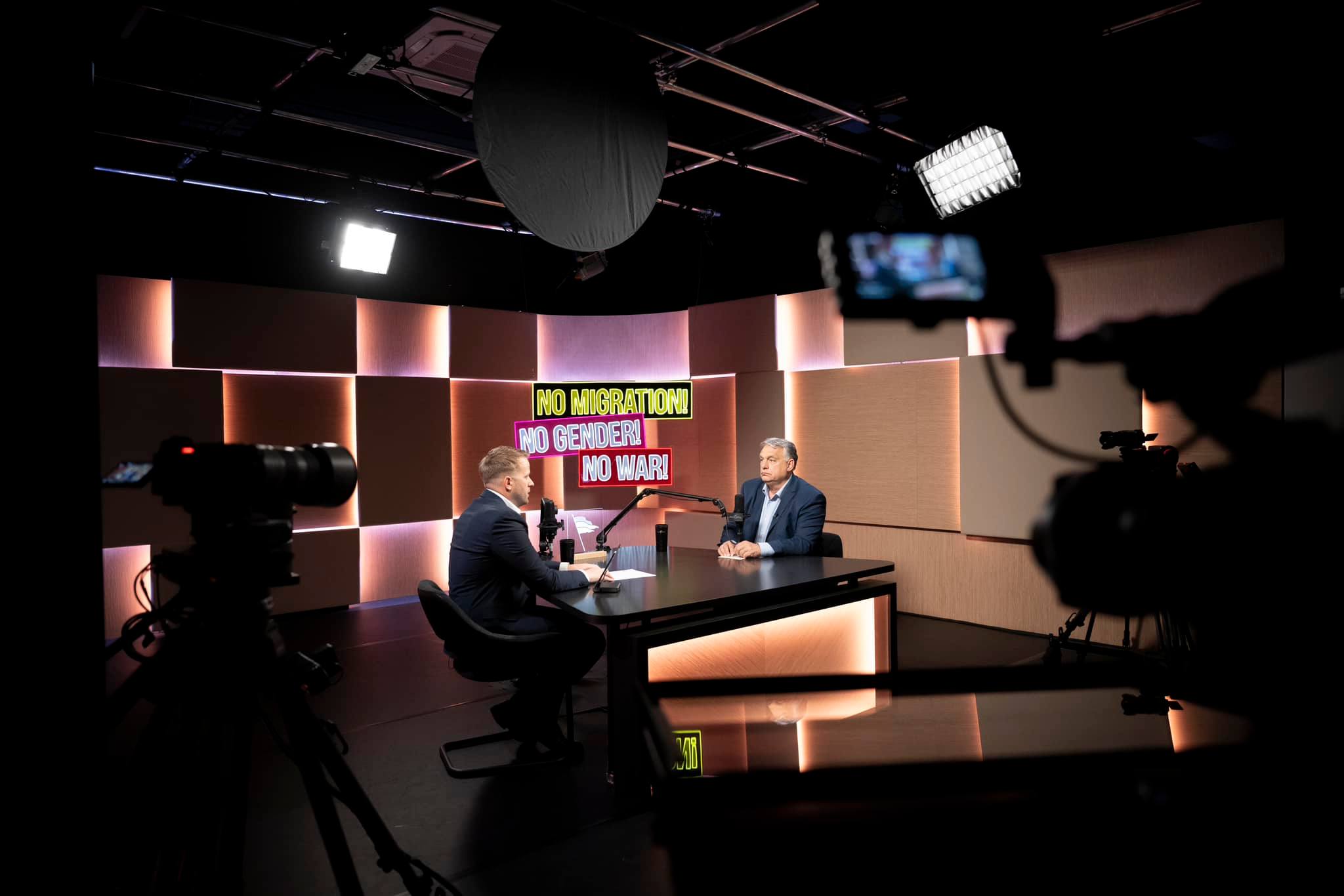 Orbán Viktor: Háborúról és békéről szól a június 9-ei választás