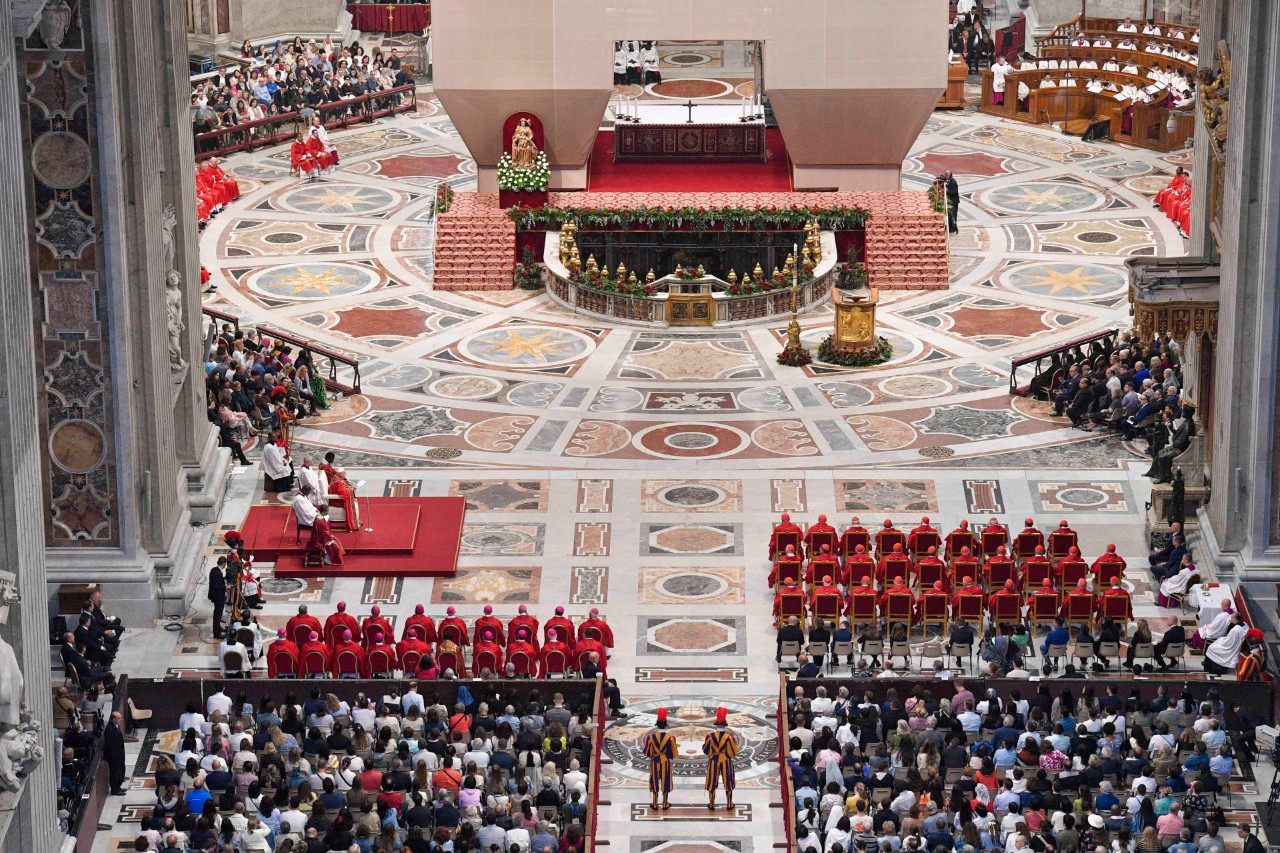 Pünkösdvasárnap a Szent Péter bazilikában