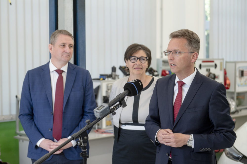 Hankó Balázs: A normalitás tudáson és munkán nyugszik