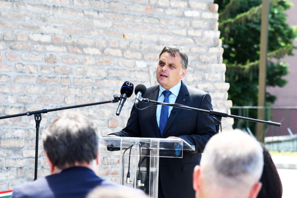 Latorcai Csaba: Végvárként védjük Európa keresztény kultúráját