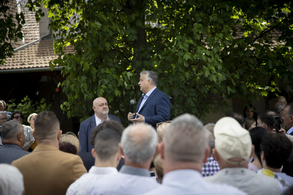 Fehérgyarmaton folytatta országjárását Orbán Viktor