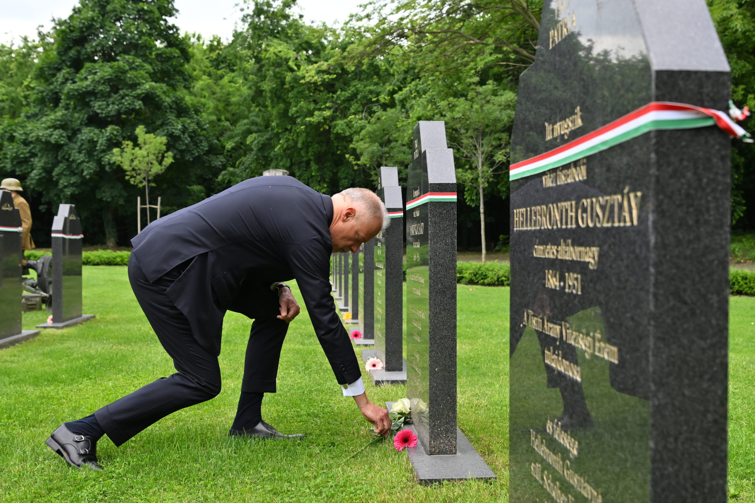 Szalay-Bobrovniczky Kristóf: mi, magyarok békét akarunk!