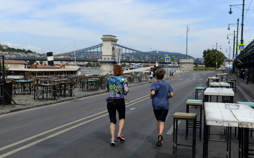 A pünkösdi hosszú hétvégén is szabad a pesti alsó rakpart