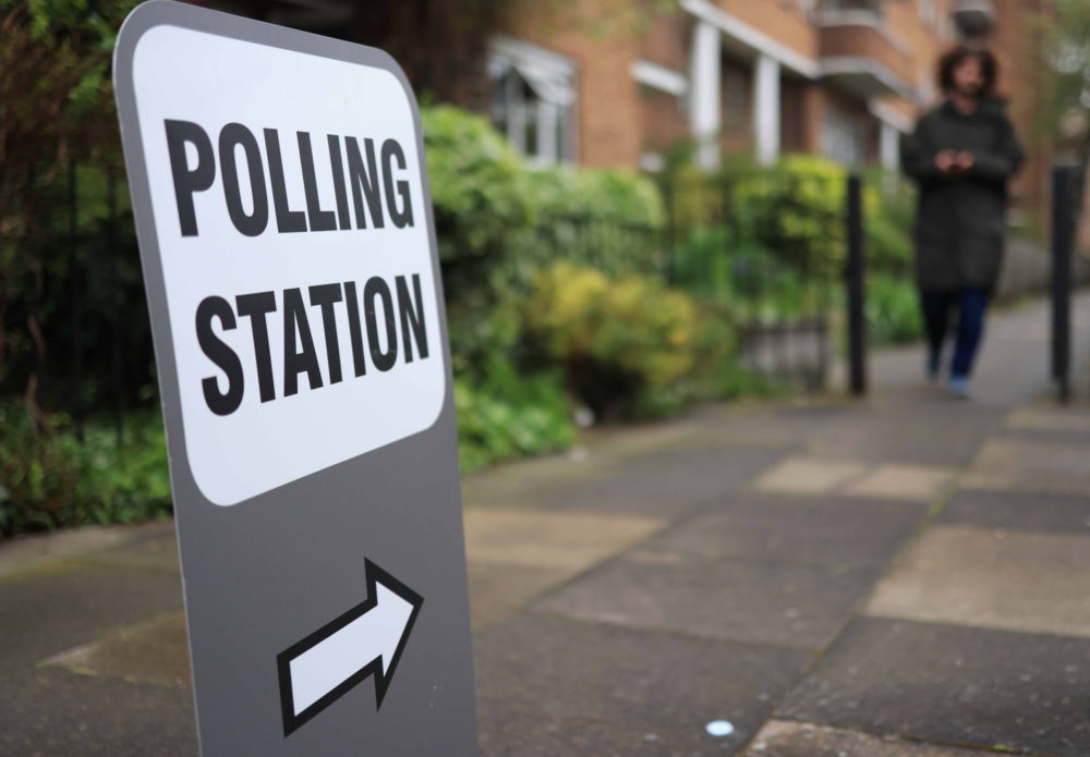 Tanácsi és polgármesterválasztásokat tartanak Angliában