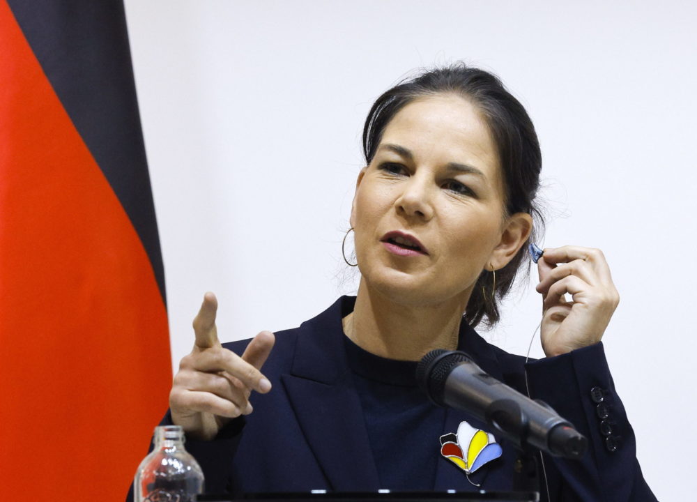 Kifütyülték az ukránbarát külügyminisztert a németek