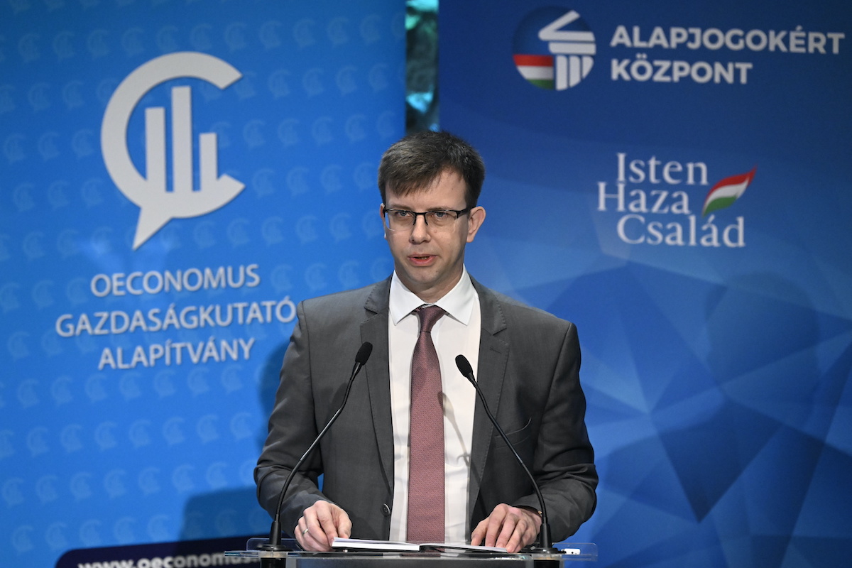 Bóka János: Rossz struktúrában, alkalmatlan vezetők irányítják az EU-t