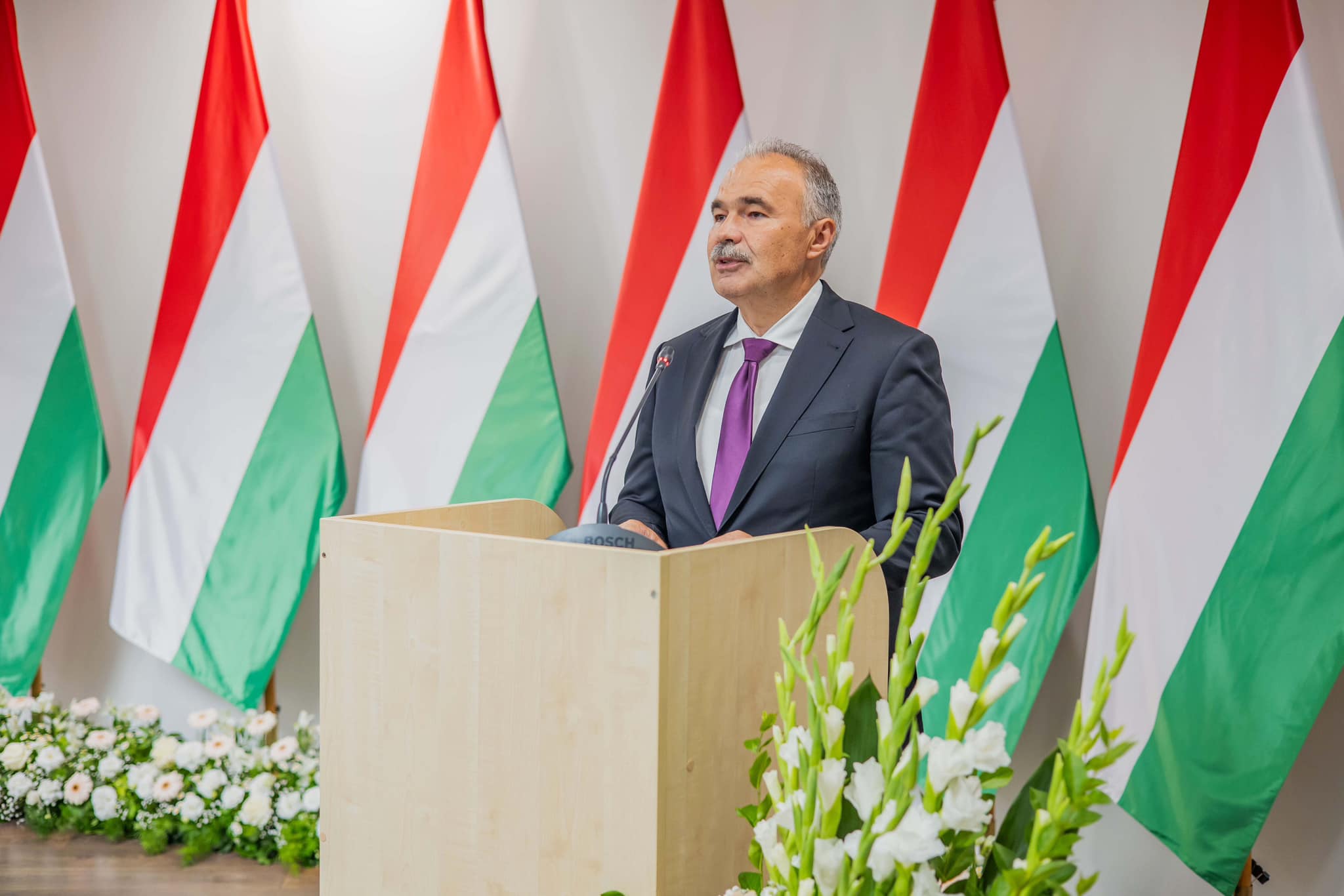 Átadták Tiszaeszlár termelői piacát