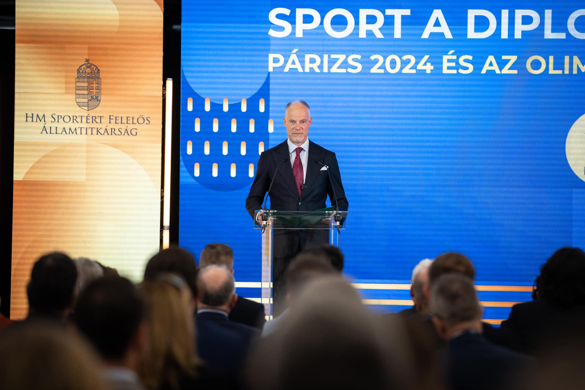 Szalay-Bobrovniczky Kristóf: A kormány elkötelezett a sport támogatása mellett