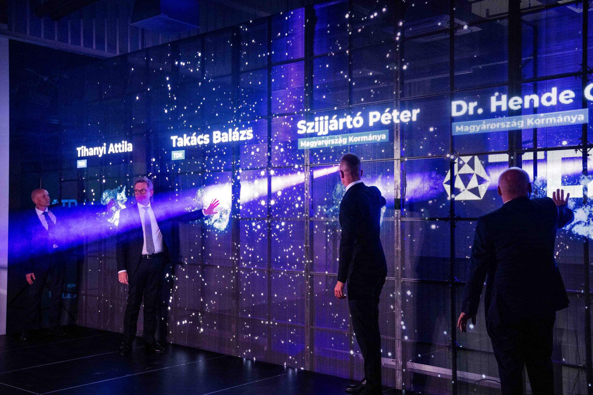 Szijjártó Péter: A TDK beruházása 250 új munkahelyet hoz létre