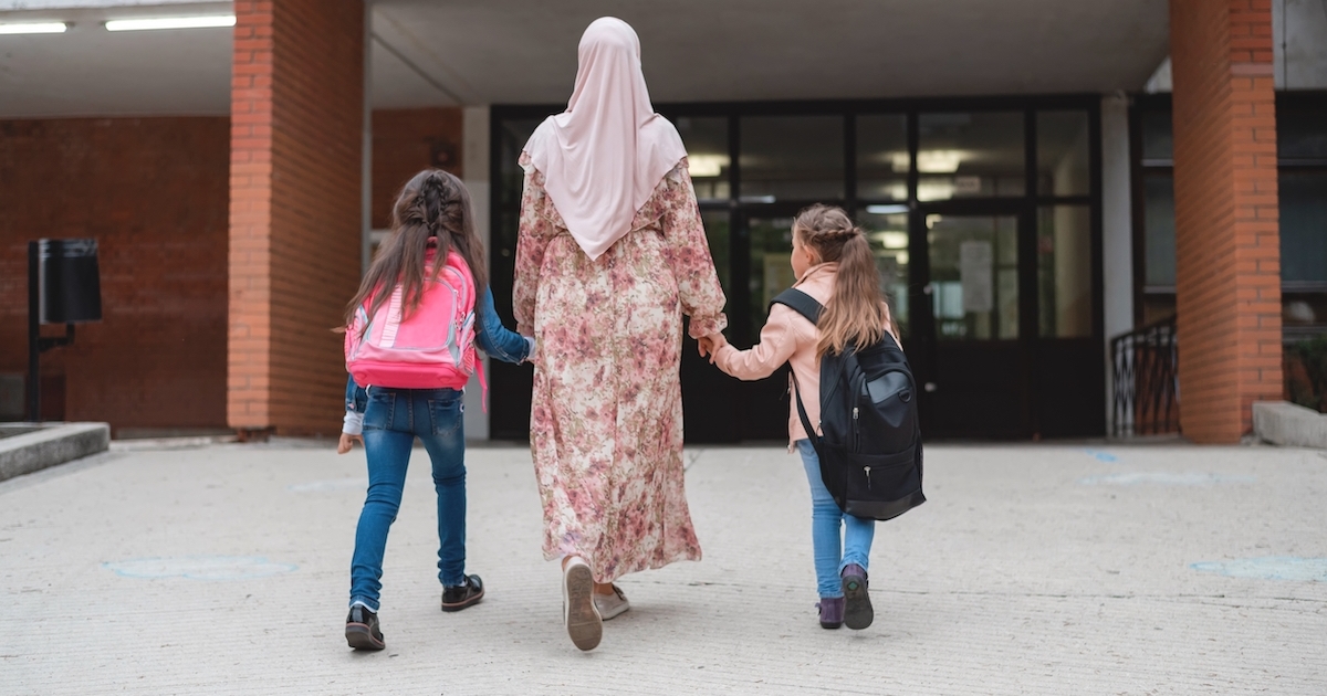 Megtámadták Berlinben az iszlámot kritizáló iskolaigazgatót