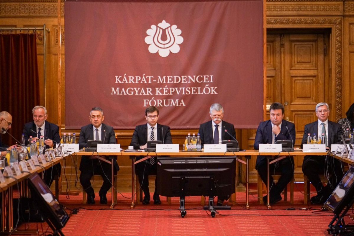 Kövér László: Próbáljuk meg talpra állítani az Európai Uniót!