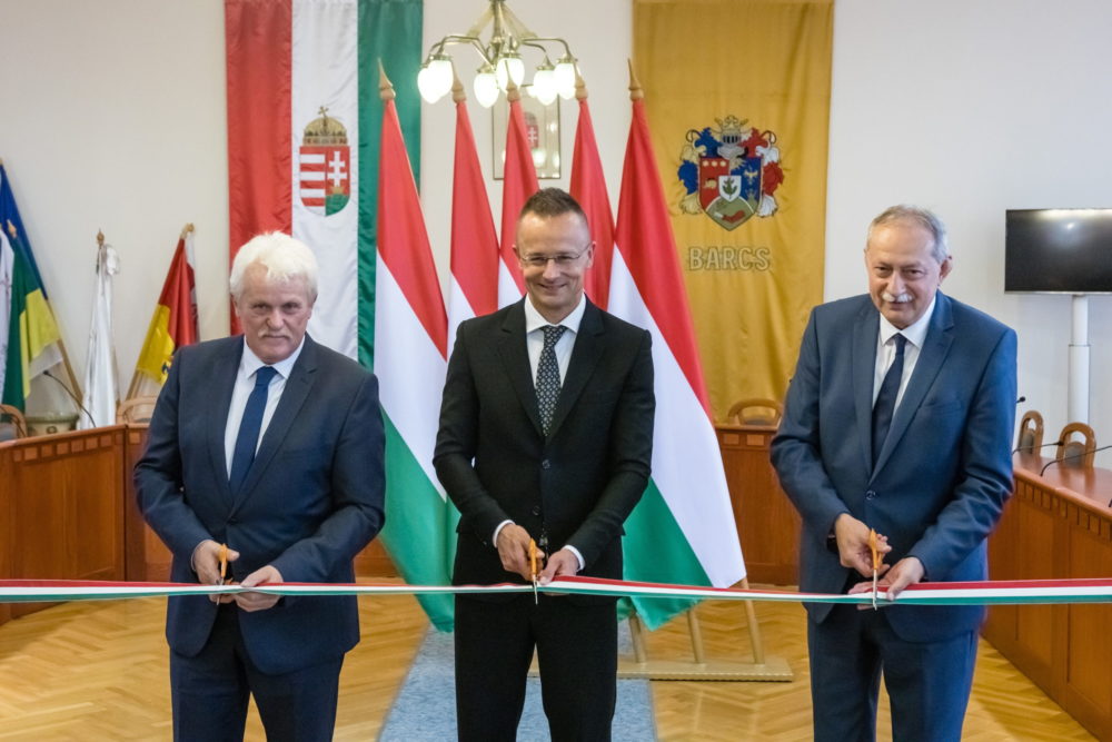 Rendkívül lényeges a kormány és az önkormányzat közötti együttműködés