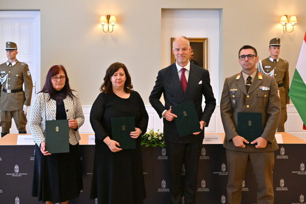 Szalay-Bobrovniczky Kristóf: Szeptembertől indul a Honvéd Kadét Program