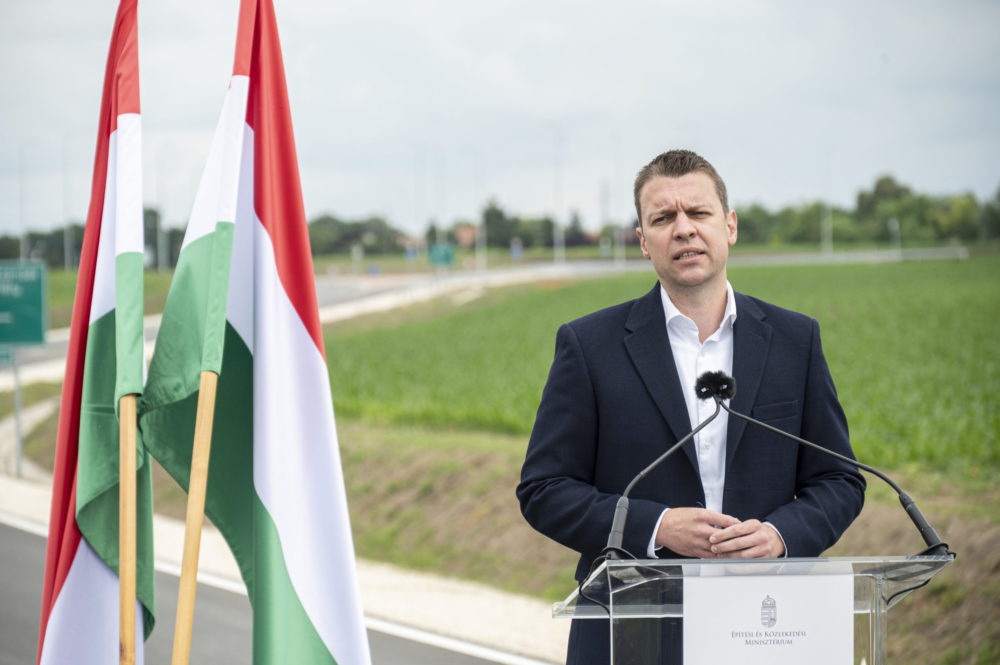 Menczer Tamás: A Fidesz–KDNP az egyedüli békepárti politikai közösség