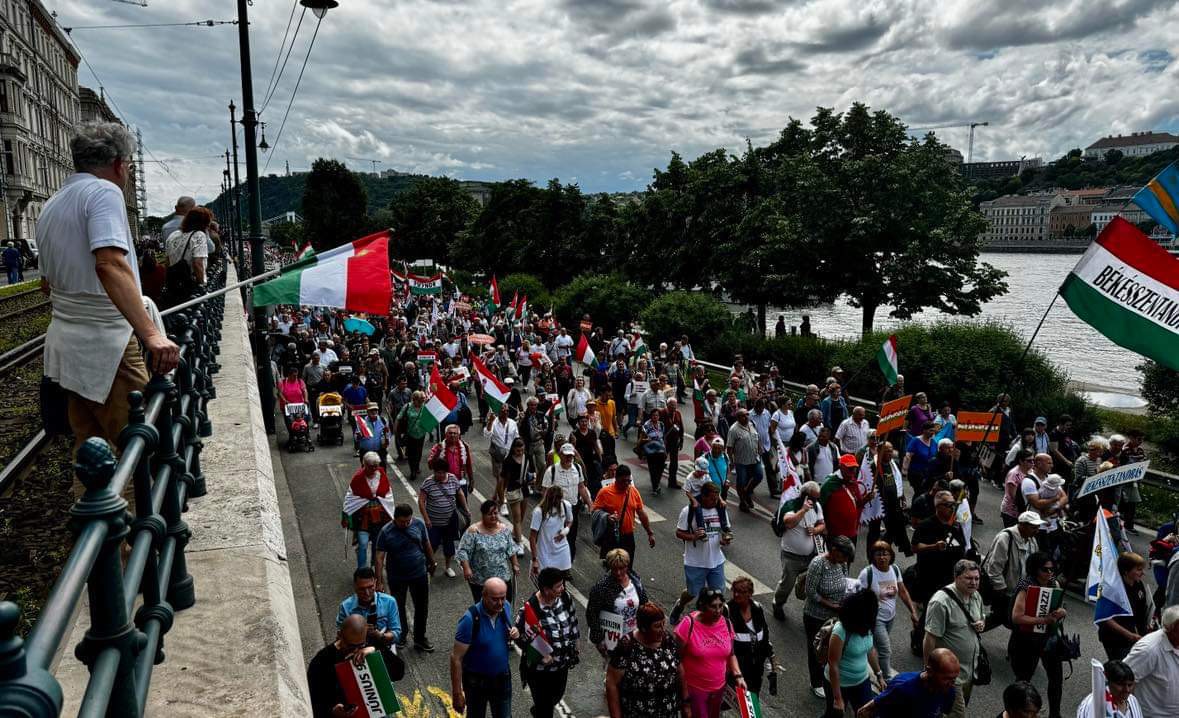 Így indult el a Békemenet