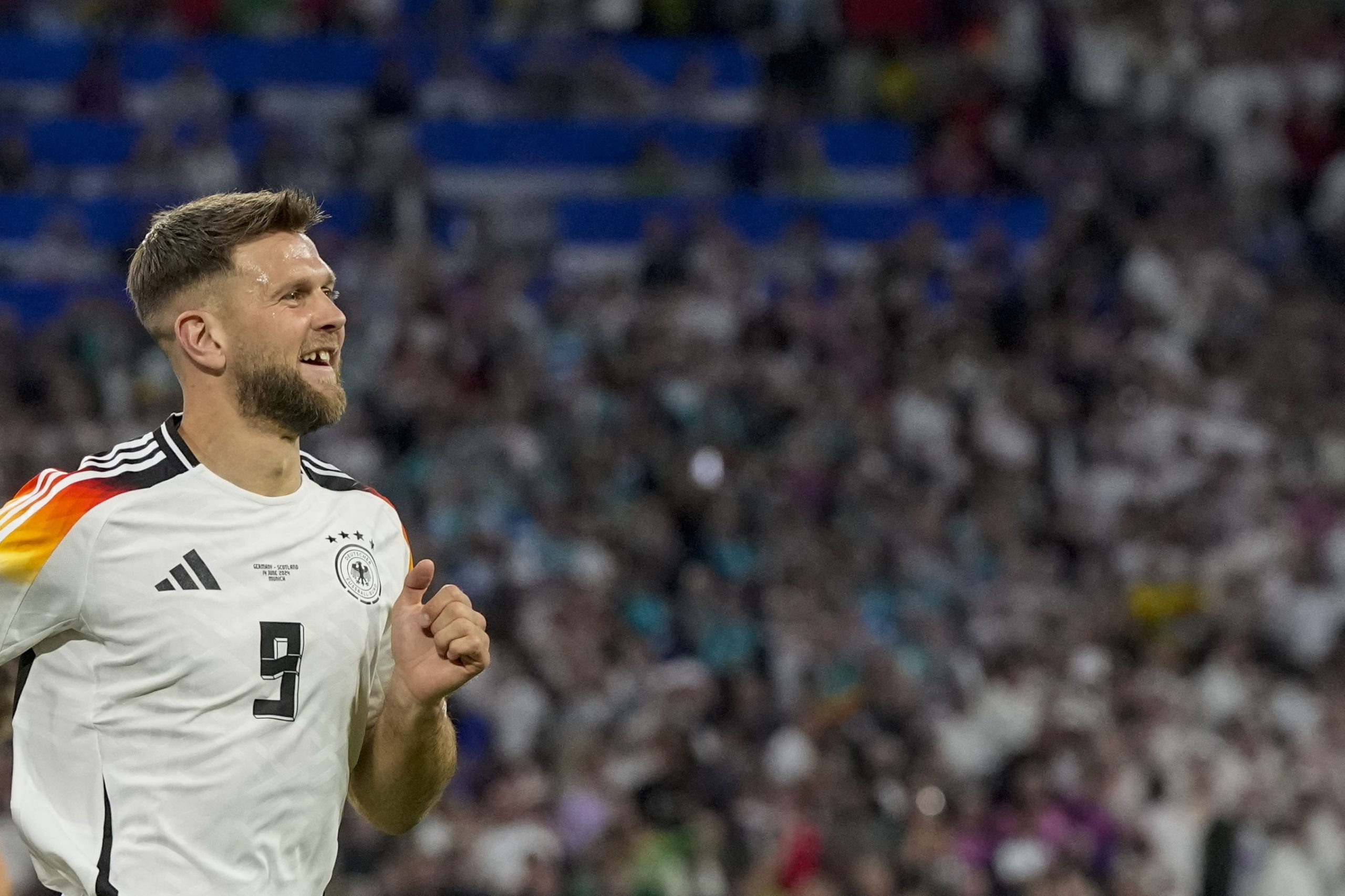 A házigazda németek kiütéses sikerével rajtolt a torna