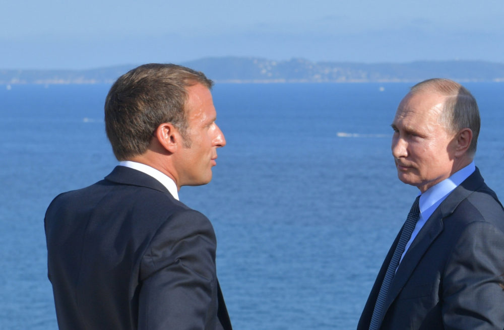 Macron: ki kell szélesíteni a békekonferencián résztvevő országok körét