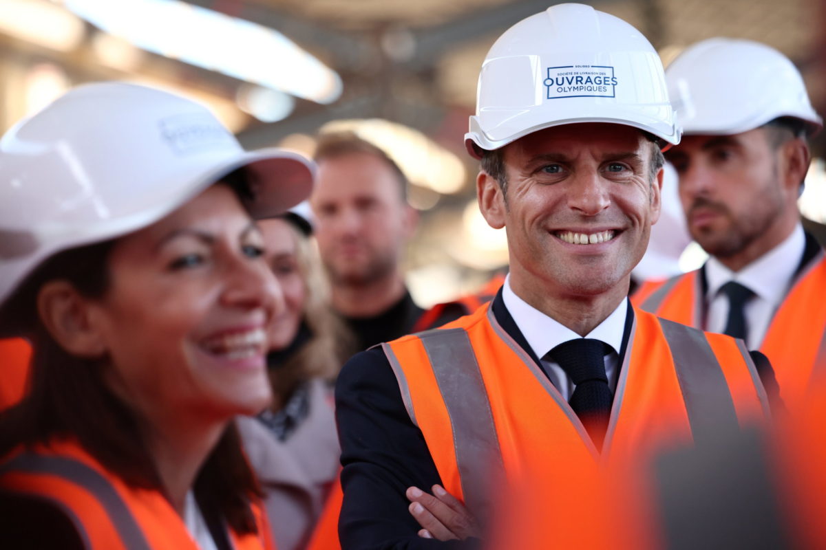 Párizs polgármestere nagyon kiborult Macron döntésén