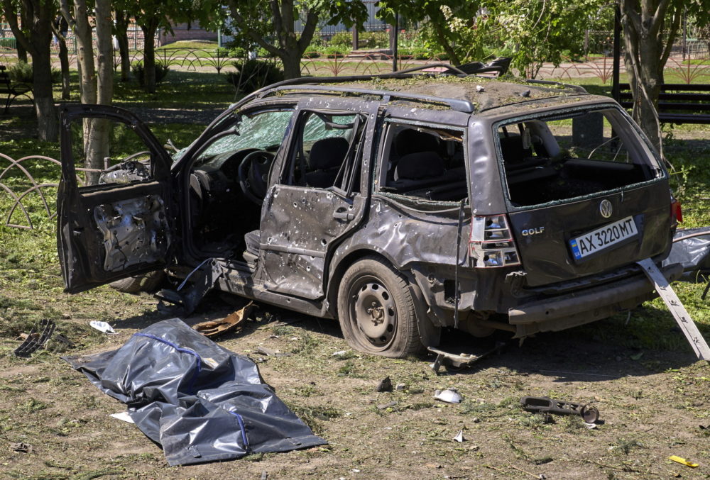 Több mint 250 elesett ukrán katona holttestét szállították haza