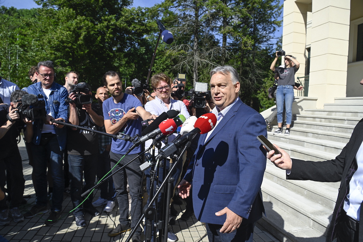 Orbán Viktor a békére szavazott, és Szentkirályi Alexandra tanácsát követte