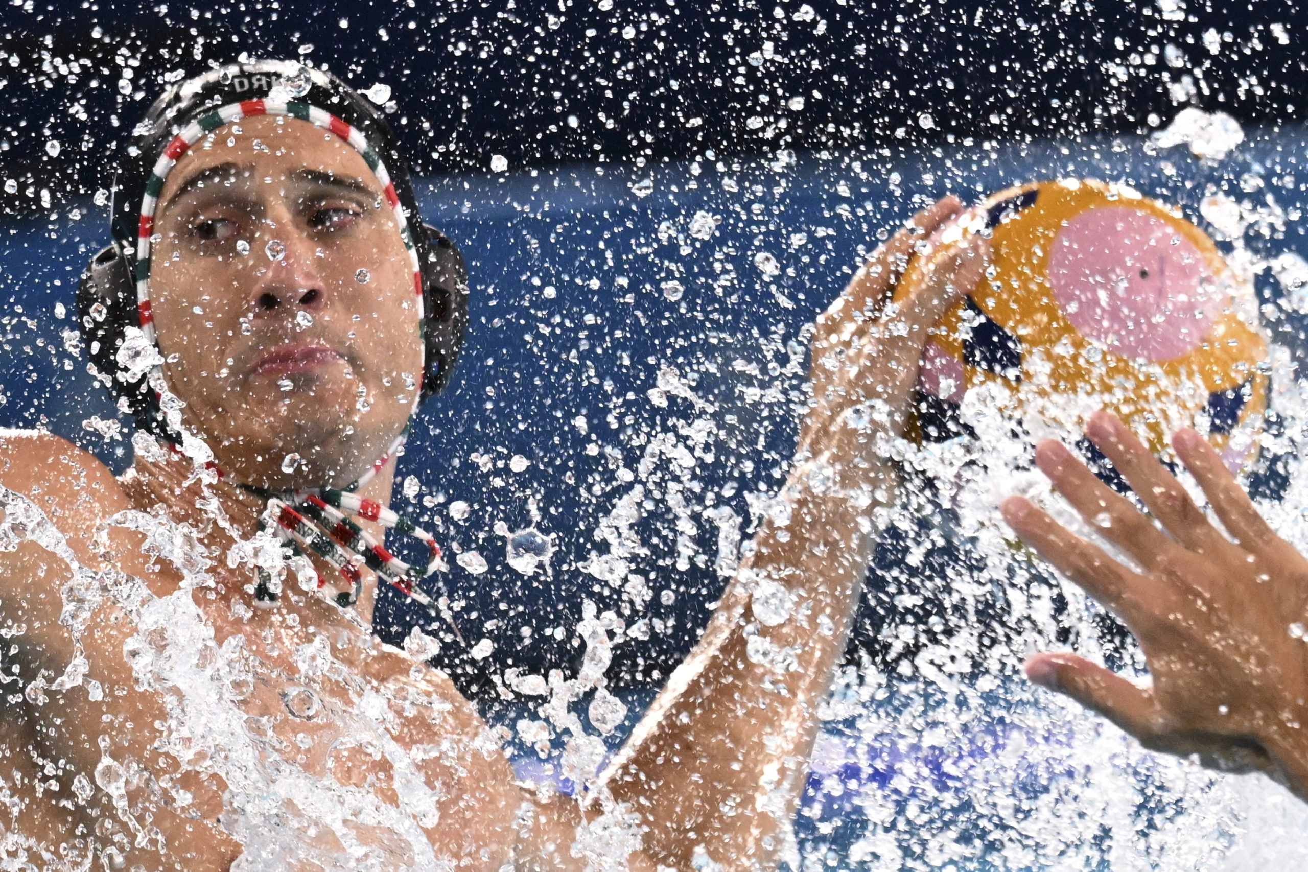 Háromgólos vereség a spanyoloktól