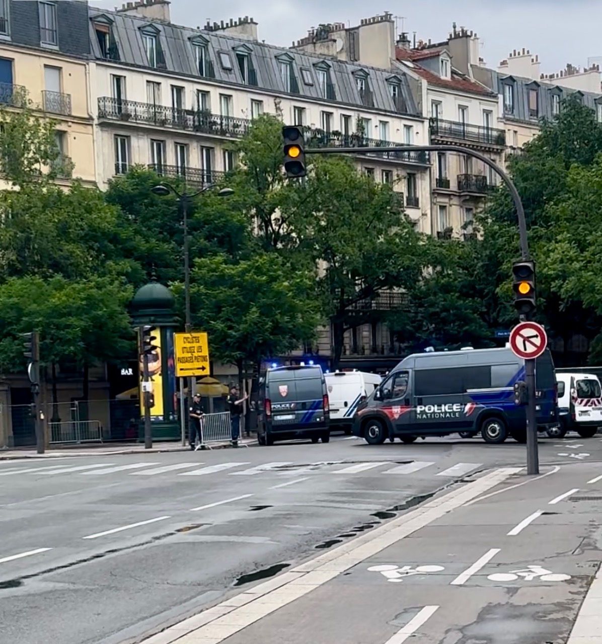 Kordonok, szirénák, fegyveresek – fokozott készültség az olimpiai megnyitóra