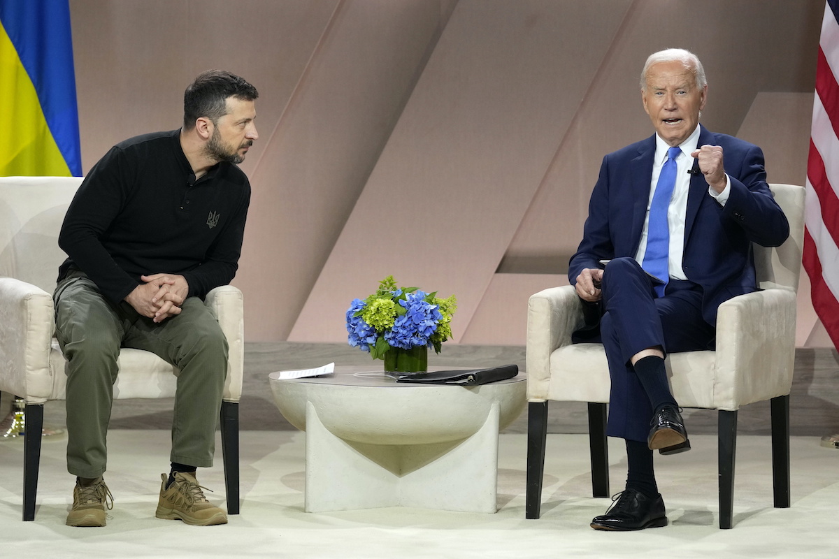 Joe Biden újabb katonai szállítmányt jelentett be Ukrajnának