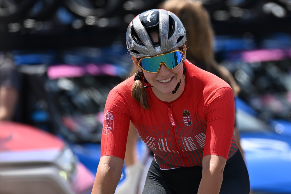 Vas Blanka negyedik a női kerékpáros mezőnyversenyben