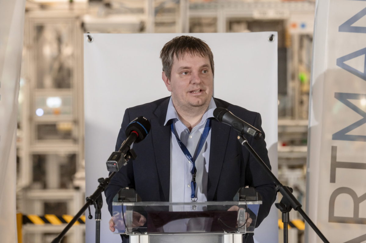 Fábián Gergely: Az ipar teljesítményének helyreállításához békére van szükség